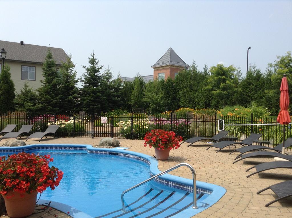 Hotel Vallea Bromont Ngoại thất bức ảnh