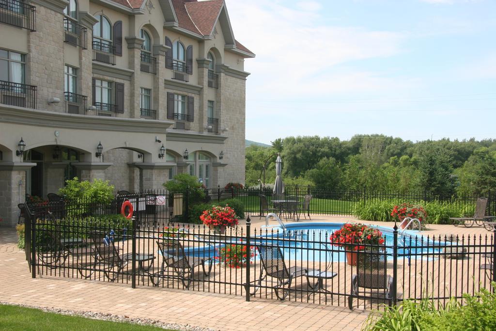 Hotel Vallea Bromont Ngoại thất bức ảnh